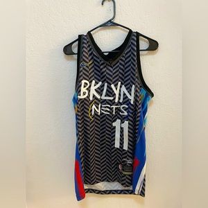 Nike Kyrie Irving Brooklyn Nets alternate Uniform - Size 44 - Medium